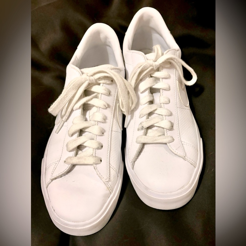 Nike Sweet Classic Low White Leather,  Men’s Sz. 9